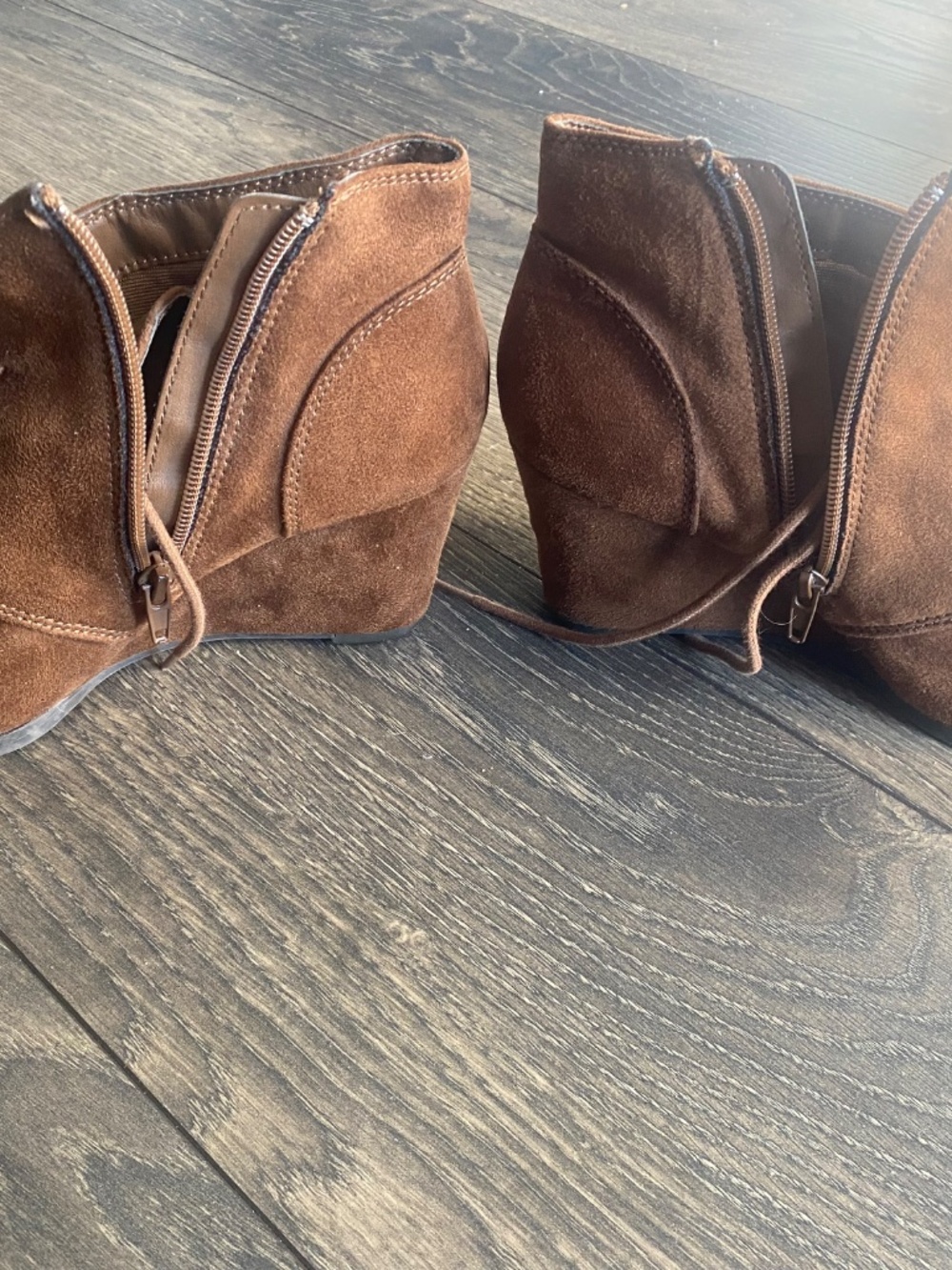 Suede bootie - Picture 2 of 6